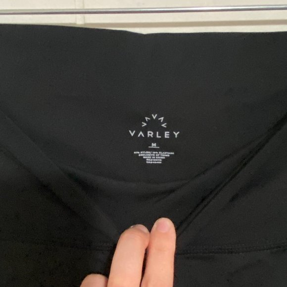 Varley Athletic/Athleisure Black Cropped Legging 23" Inseam Size Medium - Picture 9 of 9